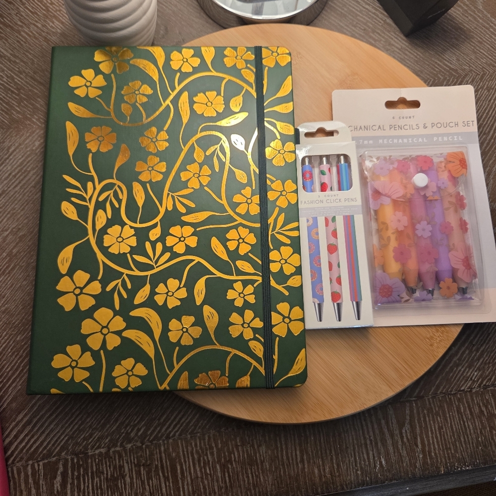 Floral Green and Gold Sketch Notebook with Pen and Pencil Set | 3 Set Bundle - Picture 1 of 8